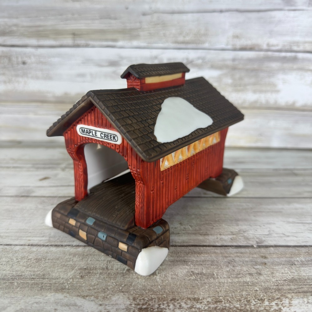 Dept‎ 56 Red Covered Bridge Heritage Village Collection Porcelain